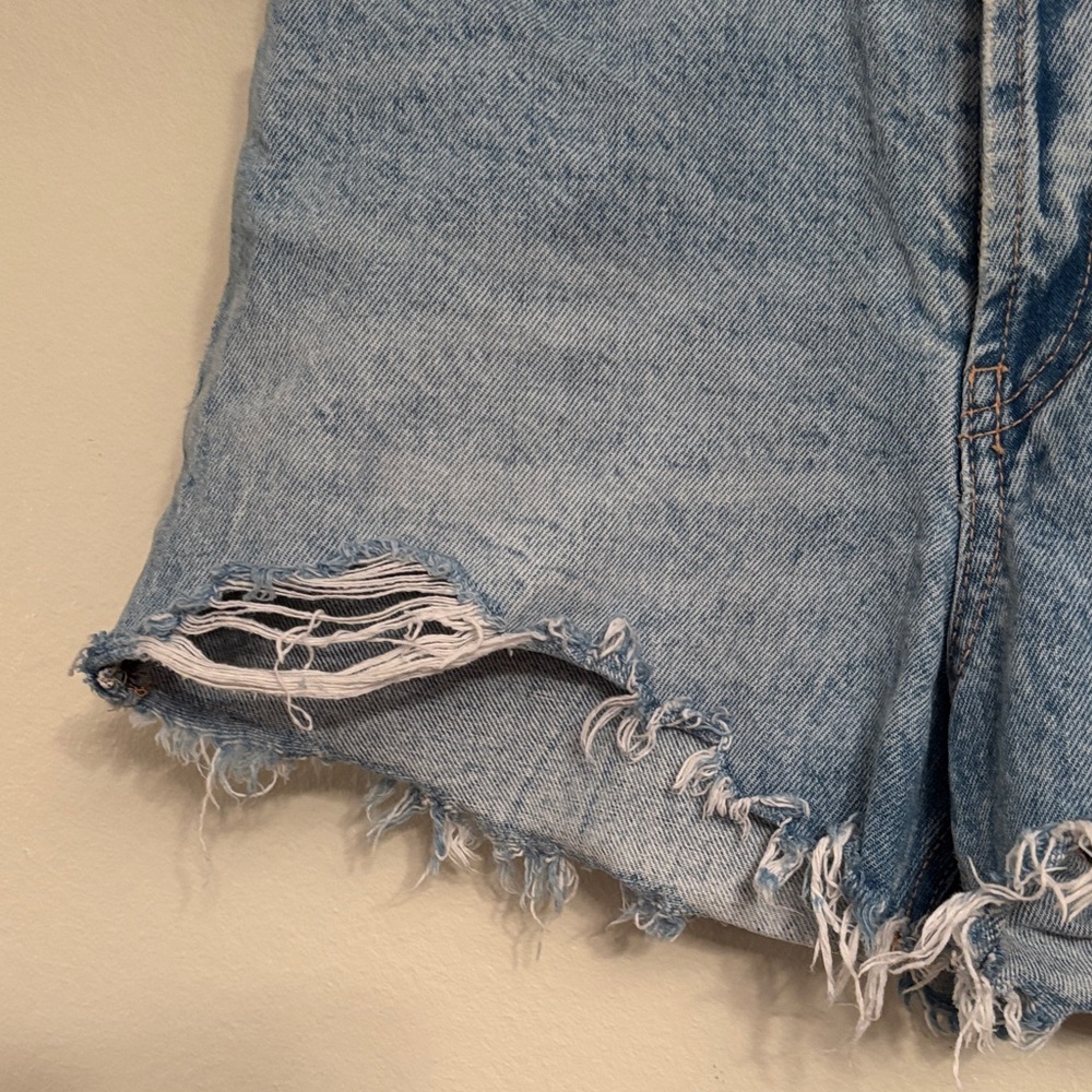 Zara size 2 Denim Frayed Hem jean Shorts - Picture 3 of 8
